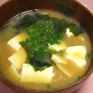 【激速】【汁物】【5分】豆腐味噌汁